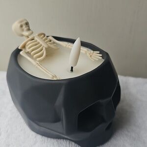 Halloween Decor: Flameless Candle & Timer Rotating Skeleton in Bath w Skull
